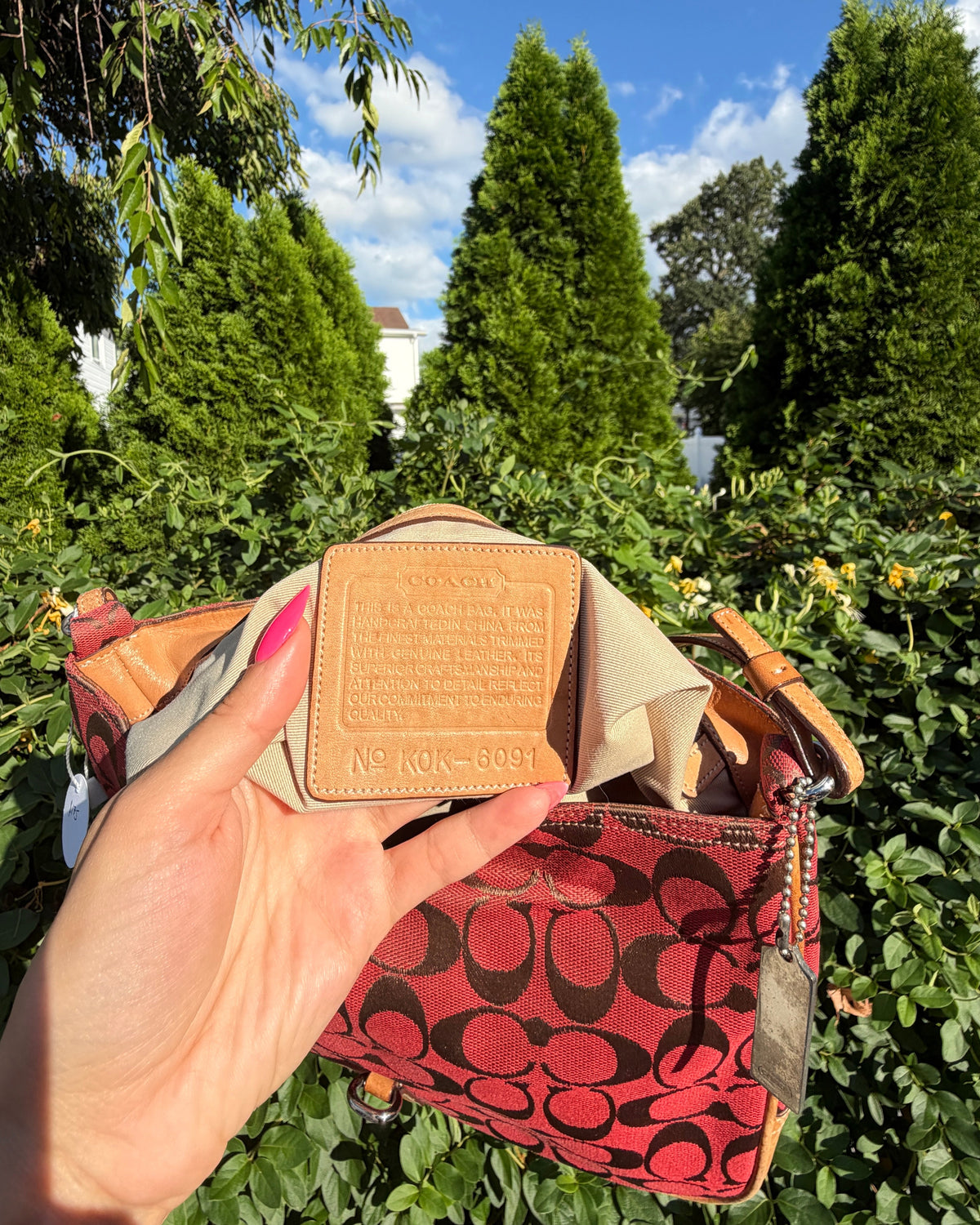 Vintage Y2K Coach Hamptons Signature Clip Shoulder Bag Red Orange Jacquard