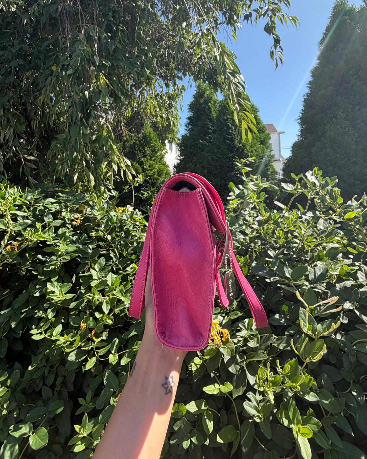 Vintage Y2K Tignanello Fuchsia Magenta Shoulder Baguette Bag