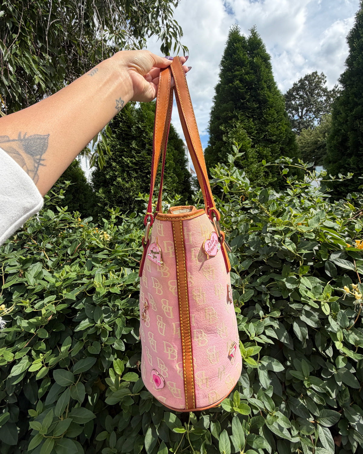 Vintage Y2K Dooney & Bourke Signature Bucket Bag Baby Pink Enamel Pin
