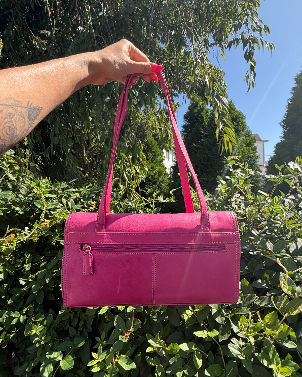 Vintage Y2K Tignanello Fuchsia Magenta Shoulder Baguette Bag