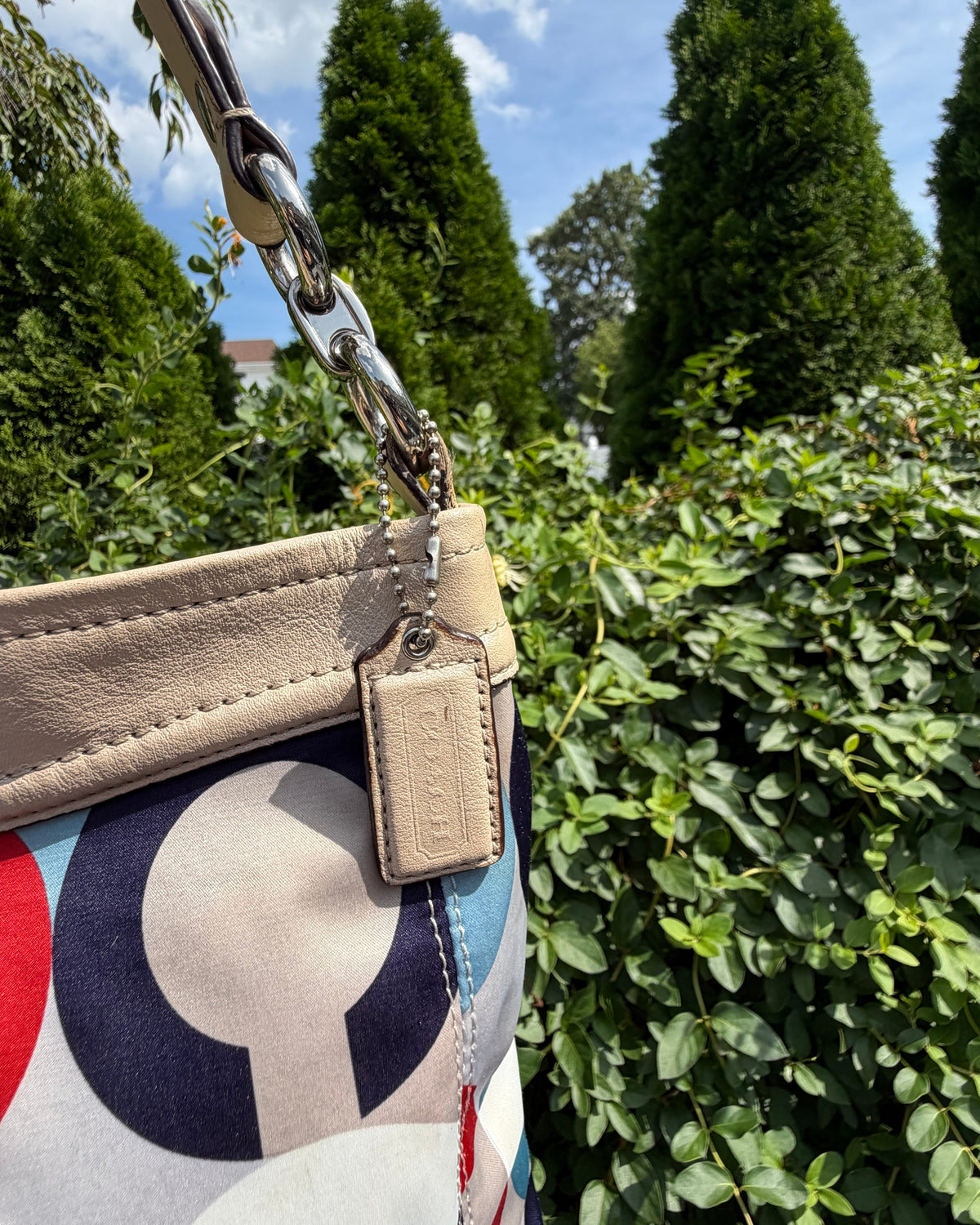 Vintage Coach Op Art Circle Shoulder Bag with Beige Trim Purse