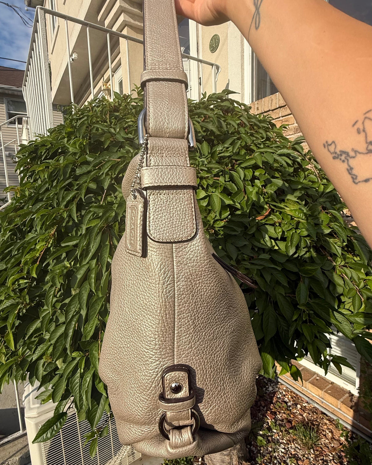 Coach Metallic Silver Gray Pebbled Leather Hobo Shoulder Bag Slouch Tote Purse