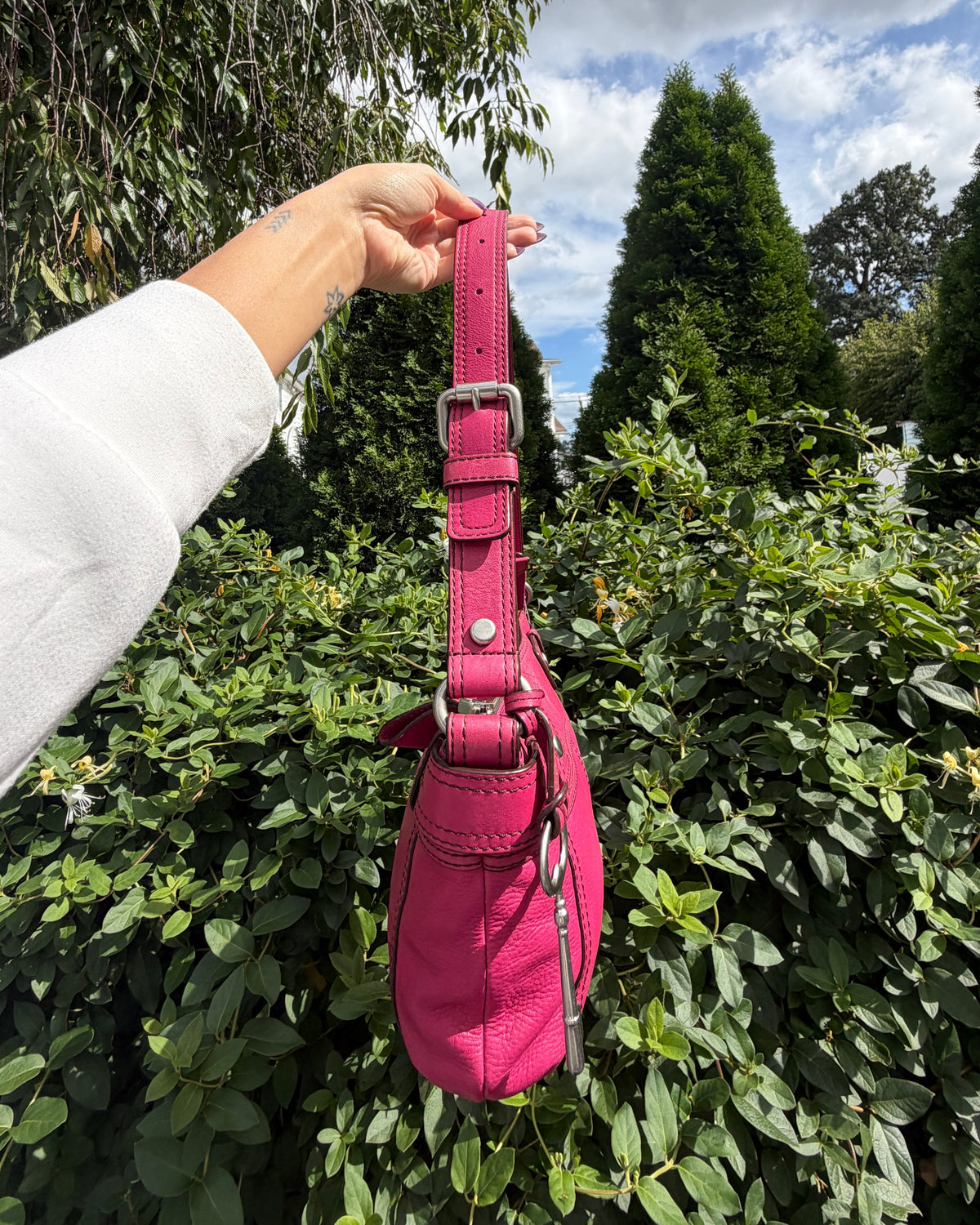 Vintage Y2K Fuscia Hot Pink Leather Slouchy Shoulder Bag Purse