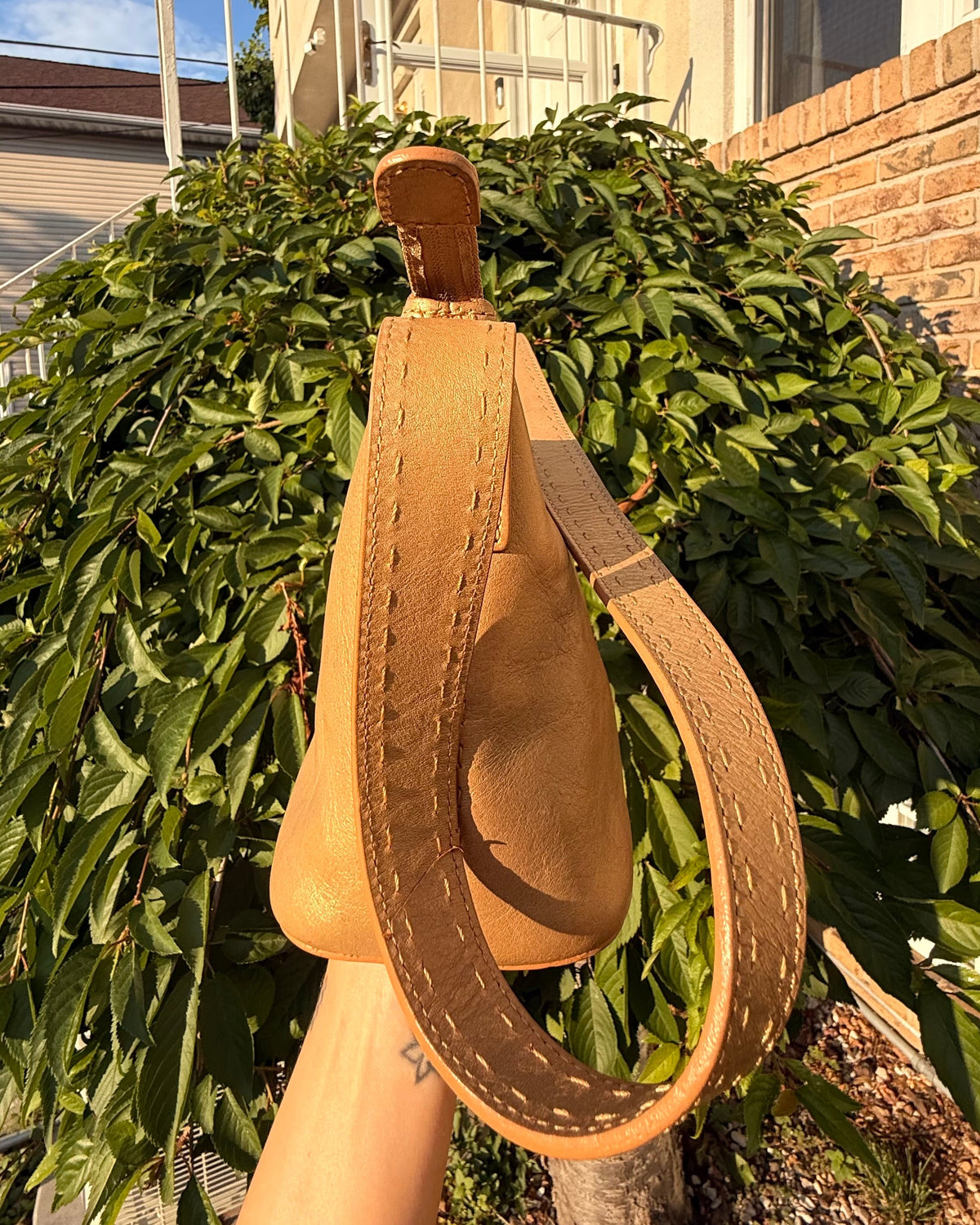 Vintage Fossil Gold Leather Y2K Shoulder Bag Contrast Stitching Boho Purse