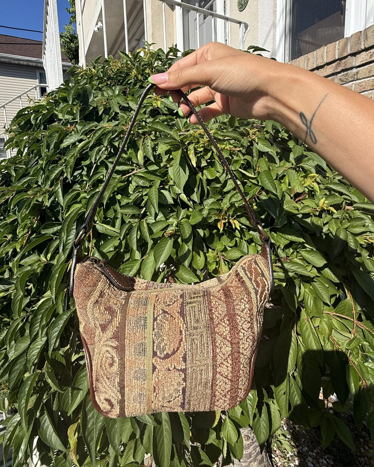 Fossil Vintage Y2K Tapestry Baguette Shoulder Brown Leather Boho Paisley Purse