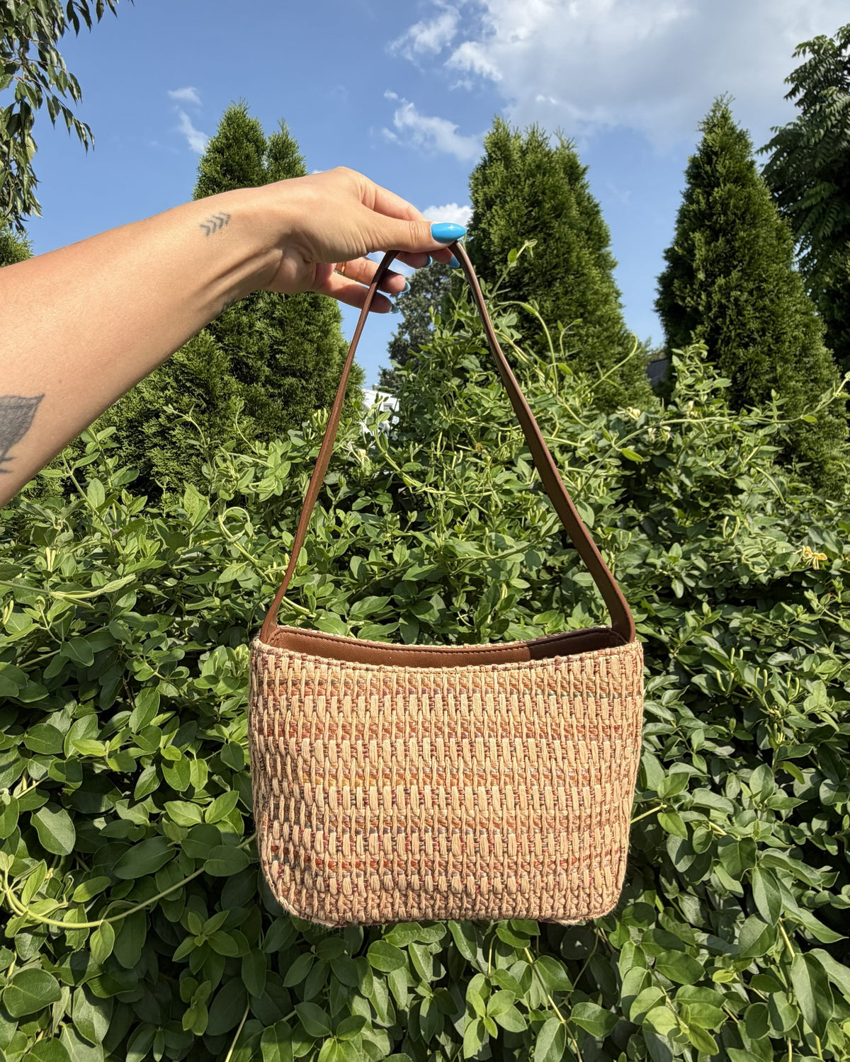 Vintage Fossil Y2K Multicolor Woven Shoulder Bag Baguette Purse Boho