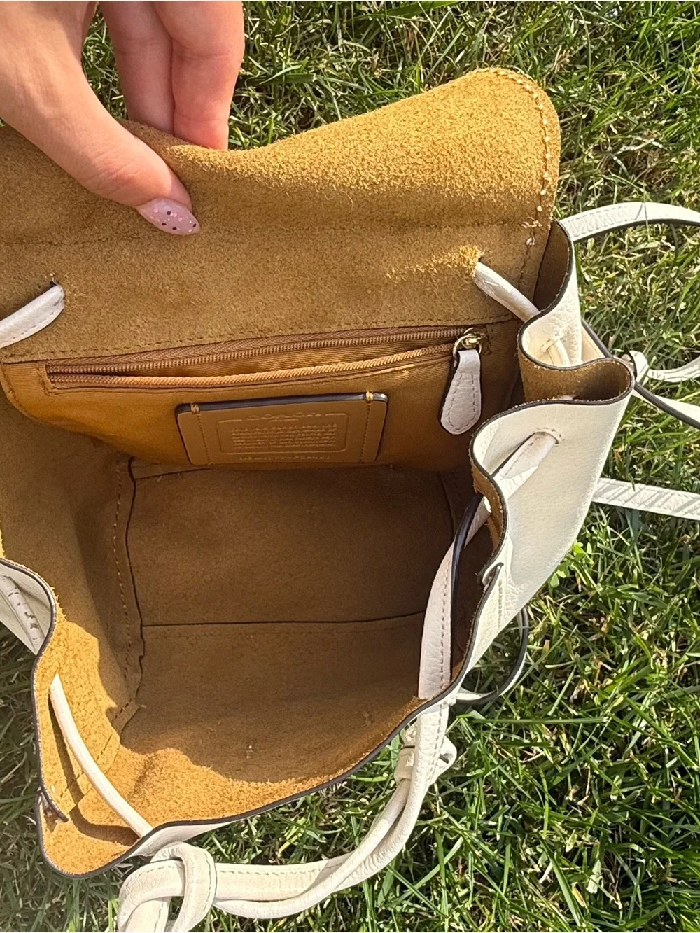 Coach Cream Leather Mini Backpack Gold Tag Vintage Y2K Style Pebbled Leather