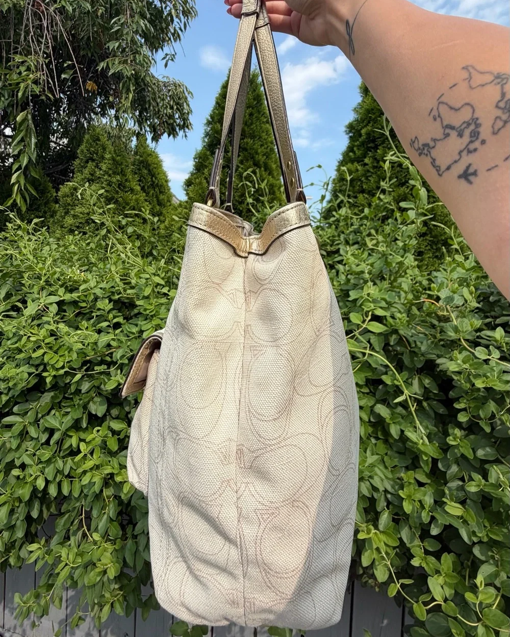 Coach Penelope Signature Ivory Metallic Tote Shoulder Bag