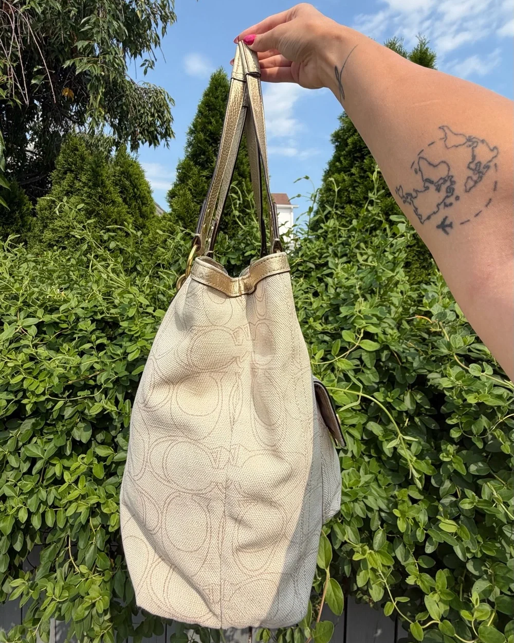 Coach Penelope Signature Ivory Metallic Tote Shoulder Bag