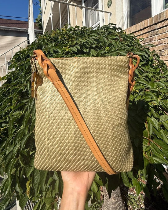 Fossil Woven Straw Shoulder Bag Tan Leather Trim Boho Beach Purse