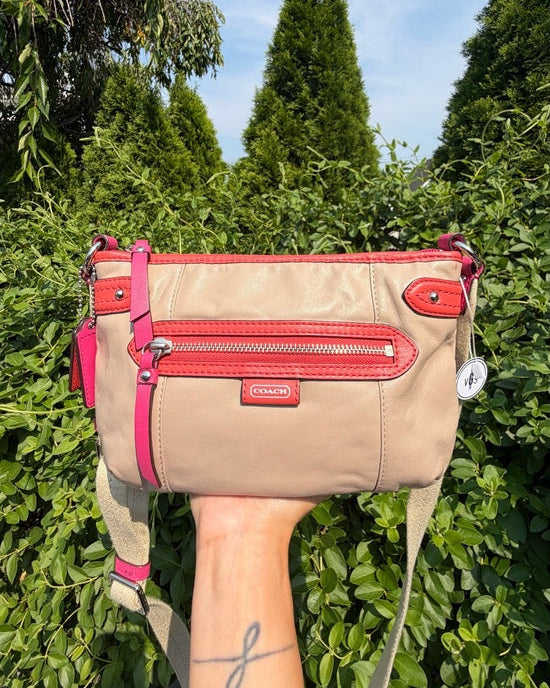 Vintage Coach Y2K Daisy Spectator Leather Crossbody Swingpack Tan Pink Orange